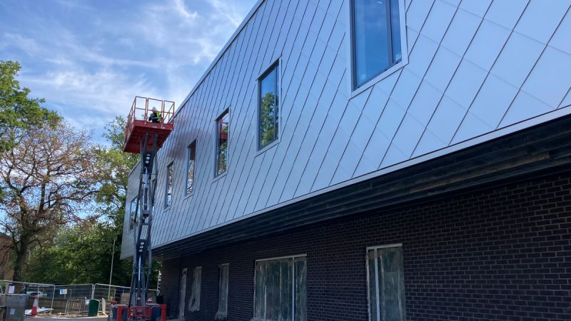 The team are working hard on-site in Guildford on the new GenesisCare Cancer Centre. It is now weathertight and Mechanical and Electrical systems are